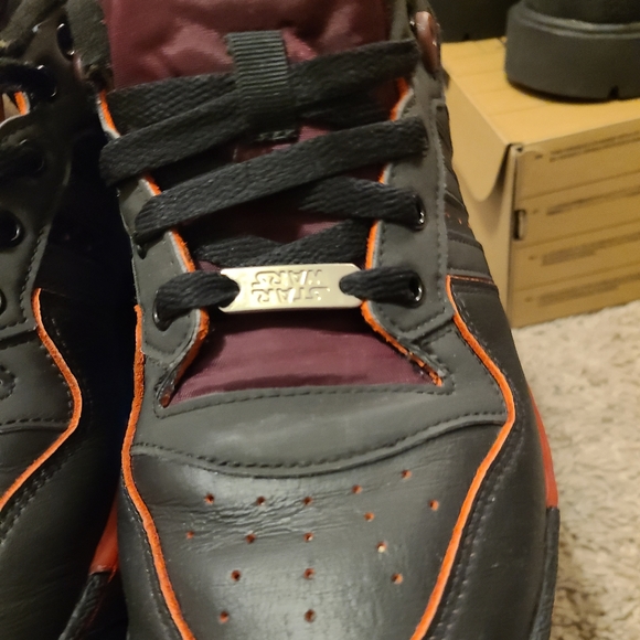 Shoes - Picture 4 of 5